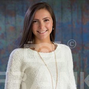 Meet your Posher, Abby